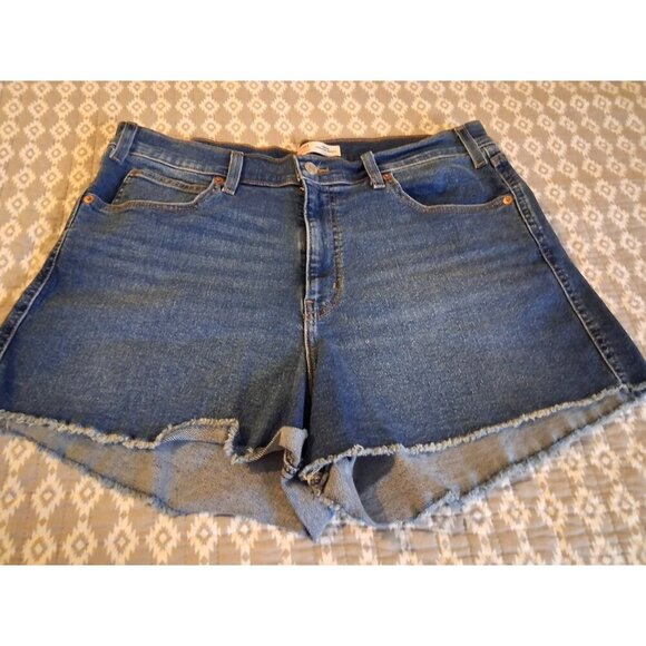 Signature Levis Shorts Womens 18 34W Blue Heritage High Rise Denim Cut Off Jeans - Picture 1 of 6